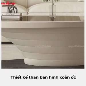 Thiết kế thân bàn hình xoắn ốc độc đáo thu hút người đối diện