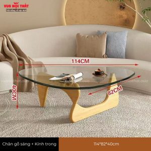 Bàn sofa hình tam giác BSF61 chân gỗ sáng mặt kính trong