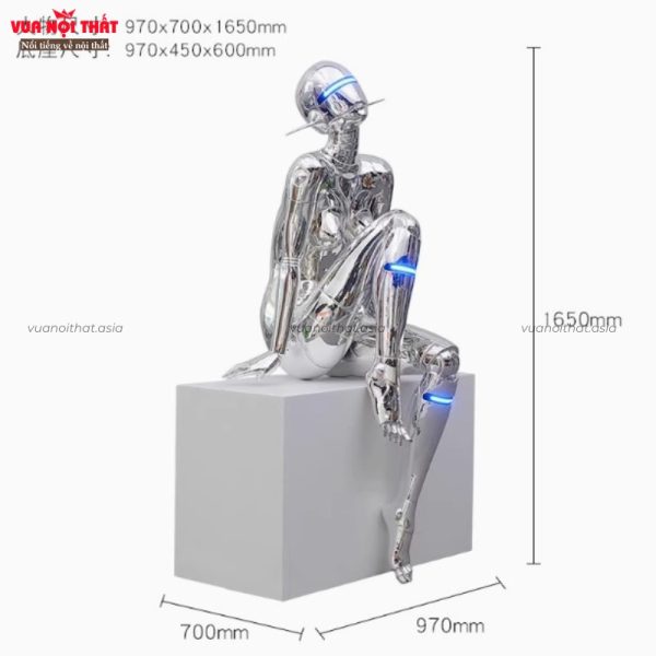 Kích thước tượng robot mạ điện ấn tượng TTT150