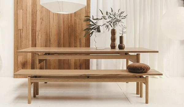 Bàn ăn ghế băng dễ dàng kết hợp với nhiều phong cách nội thất khác nhau