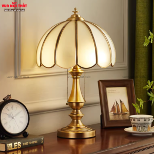 Đèn bàn đồng phong cách cổ điển sang trọng DTT60 tạo điểm nhấn cho không gian