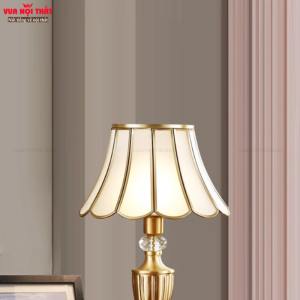 Vuanoithat - Đơn vị cung cấp đèn bàn đồng cổ điển nhập khẩu giá tốt