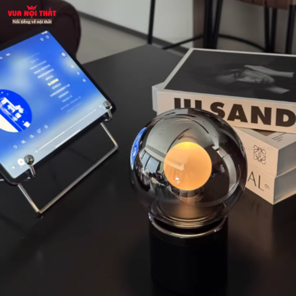 Đèn decor bàn đẹp DTT67 có loại ánh sáng 3000K và ánh sáng Pro