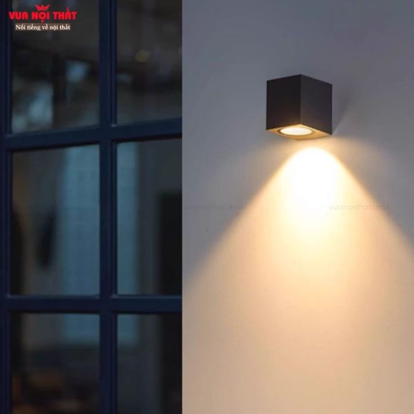 Đặc điểm nổi bật của đèn decor bàn công, sân vườn chống nước DTT75