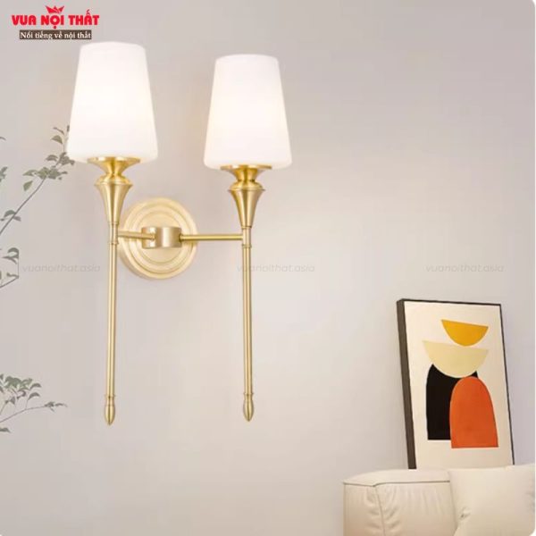 Đèn tường nhập khẩu giá rẻ DTT74 làm từ đồng và thủy tinh