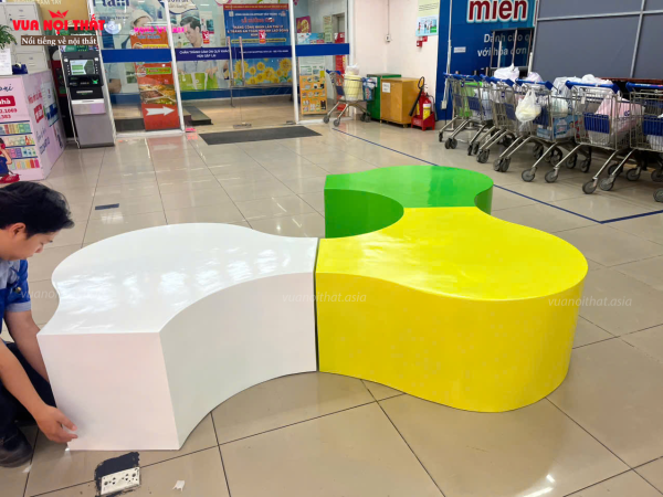Bàn giao ghế chờ trung tâm thương mại tại Co.opmart Văn Thánh