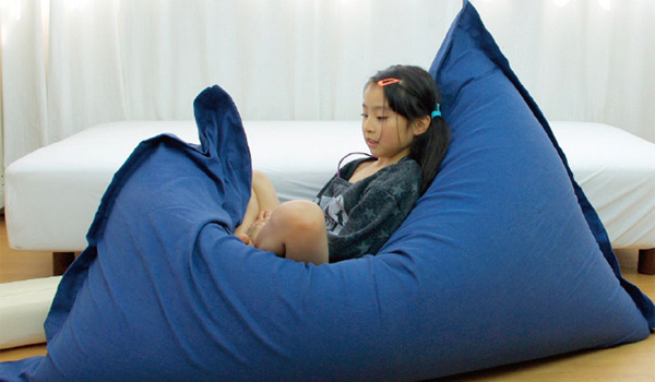 Ghế lười nhà trẻ là loại ghế có cấu tạo đơn giản nhưng vô cùng độc đáo