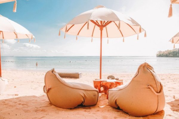 Ghế lười sự lựa chọn hoàn hảo cho bãi biển