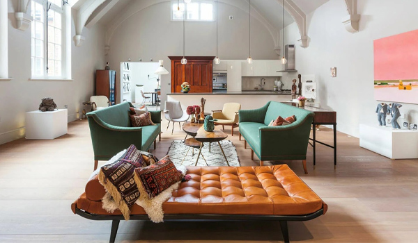 Điểm khác biệt lớn nhất của phong cách chiết trung chính là không theo khuôn khổ