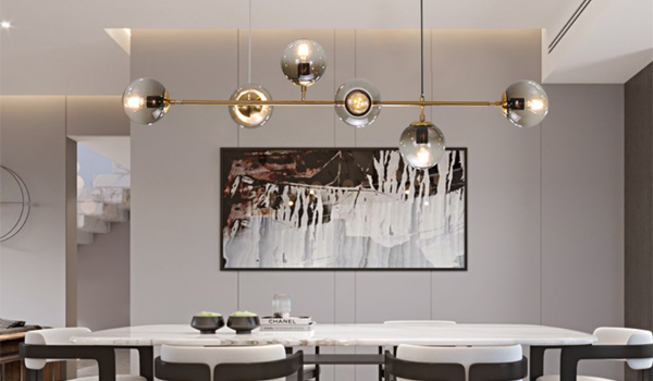 Ánh sáng là yếu tố ảnh hưởng trực tiếp đến không khí của bữa ăn