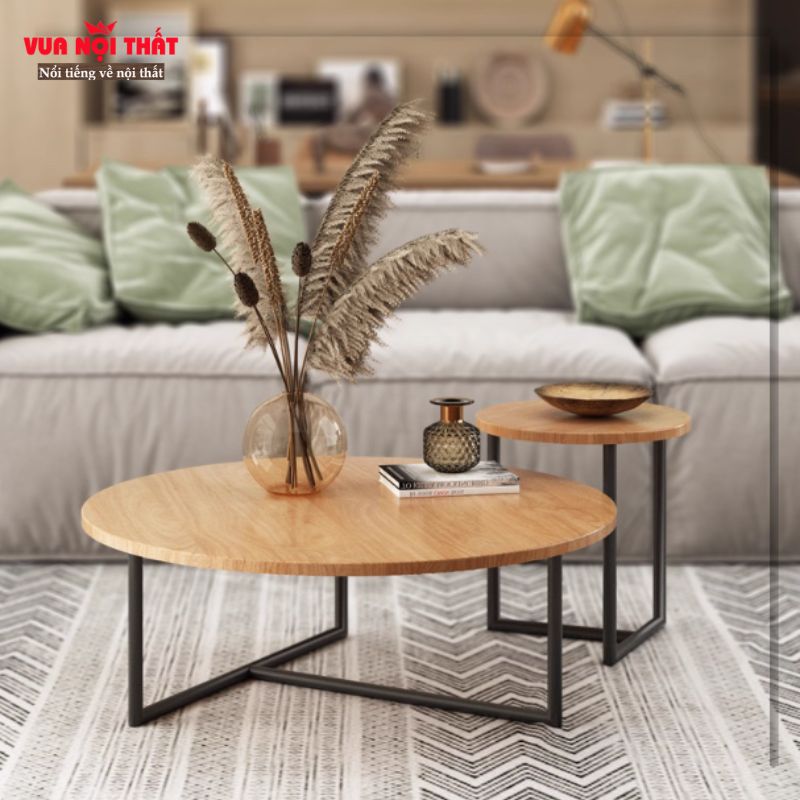 Bàn sofa tròn mặt gỗ thông BSF104