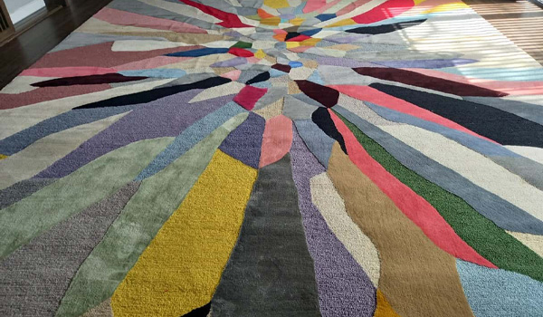 Thảm dệt thủ công cần nhiều tháng, nhiều năm để hoàn thiện