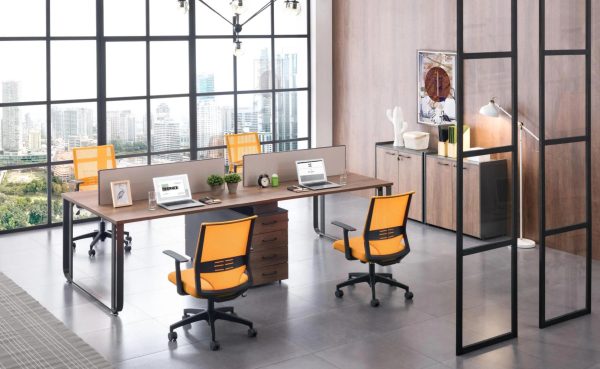 Kích thước bàn làm việc 4 người tiêu chuẩn, phù hợp