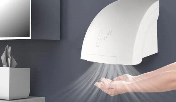 Vệ sinh màng lọc bụi 1 - 2 lần/tháng để đảm bảo lưu lượng gió ổn định