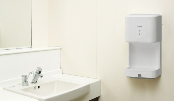 Máy sấy tay sấy nóng sử dụng bộ gia nhiệt điện trở để tạo ra khí nóng