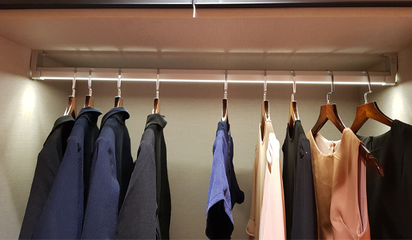 Đèn LED cảm biến tự động bật sáng khi mở cửa tủ & tắt khi đóng lại