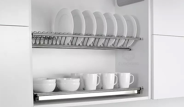 Giá bát cố định dễ dàng lắp đặt trong mọi loại tủ bếp, từ nhỏ đến lớn