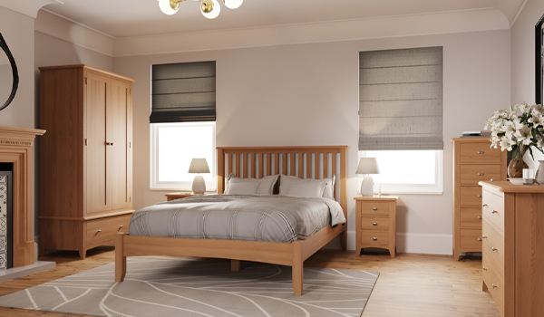 Đồ nội thất làm từ gỗ sồi thường hướng đến phân khúc cao cấp, gia công tinh xảo