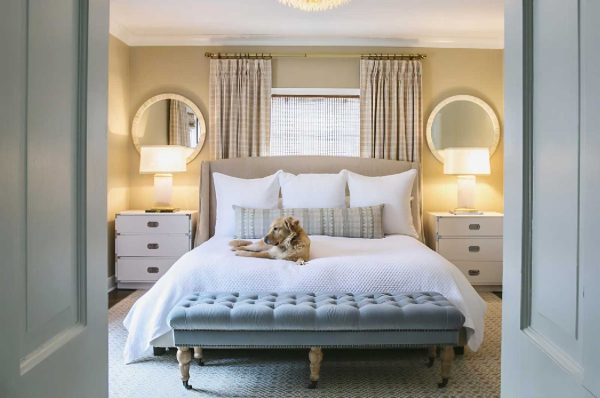 Tại sao bạn không nên đặt giường ngủ dưới cửa sổ?