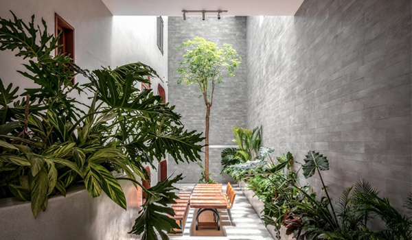 Giếng trời có thể thiết kế nhỏ gọn (2 - 6 m²), không ảnh hưởng nhiều đến công năng phòng