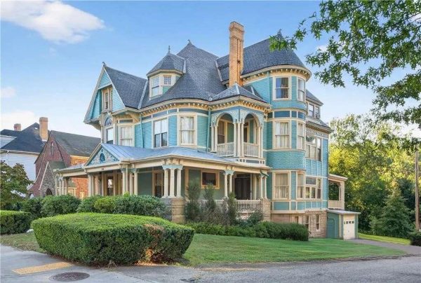 Phong cách Queen Anne là gì?