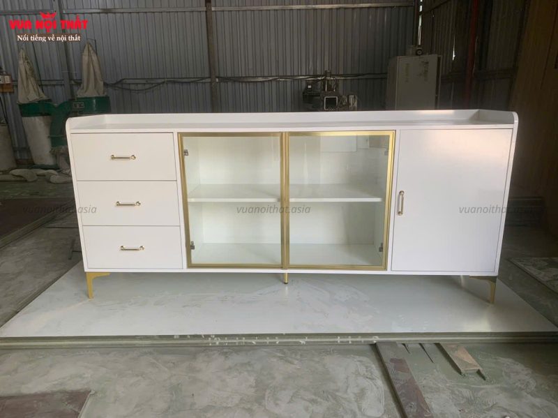 Bàn giao tủ chén bát cánh nhôm kính tại Hòa Thành - Tây Ninh