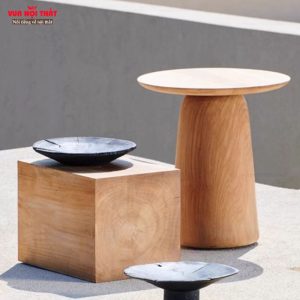 Bàn sofa gỗ Teak ngoài trời BSF117 có khả năng chống nước và chịu được nắng gió