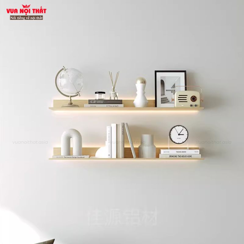 Bề mặt kệ đèn được gia công tỉ mỉ và tích hợp thêm hệ thống ánh sáng tùy chọn