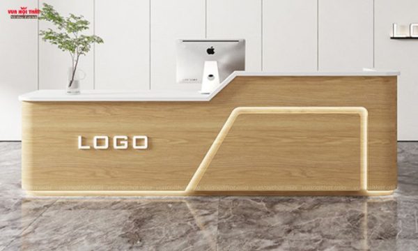 Các ưu điểm nổi bật của quần lễ tân bằng gỗ công nghiệp