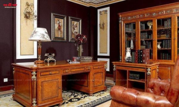 Tủ quần áo gỗ tự nhiên mang lại vẻ sang trọng và ấm cúng cho không gian