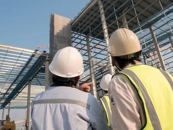 Nhà thầu phụ là gì?