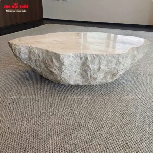 Bàn cafe đá travertine cao cấp được mài phẳng mịn, làm nổi bật đường vân độc đáo