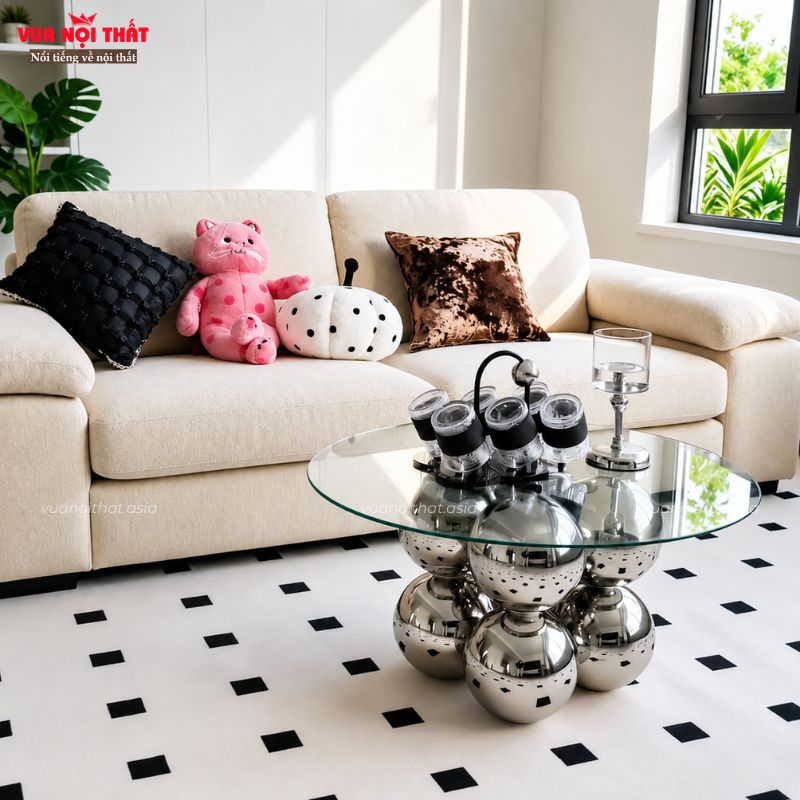 Đặc điểm nổi bật của bàn trà sofa mặt kính chân inox hình cầu BSF124