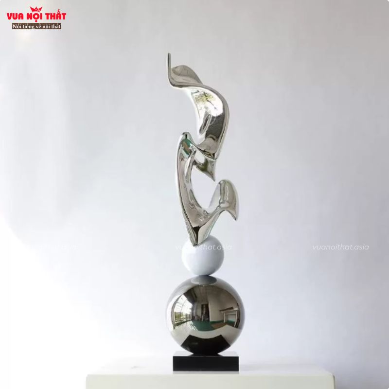 Tượng decor hiện đại trừu tượng TTT166 cho độ bóng sáng vượt trội