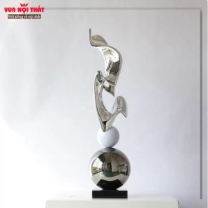 Tượng trang trí trừu tượng cho phòng khách TTT166